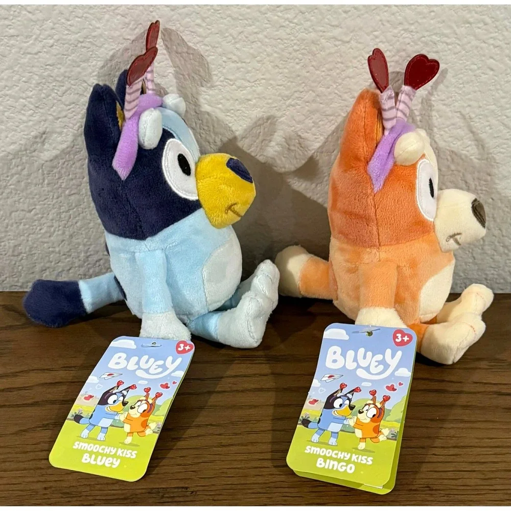 Bluey Valentine Plush Set Bluey & Bingo Smoochy Kiss Heart Antennas 8 Inch NWT